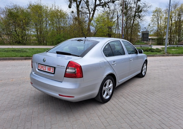 Skoda Octavia cena 22900 przebieg: 257000, rok produkcji 2011 z Szydłowiec małe 407